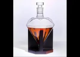 karafka-diamentowa-resteq-1l-do-whisky-i-alkoholi-elegancka-forma