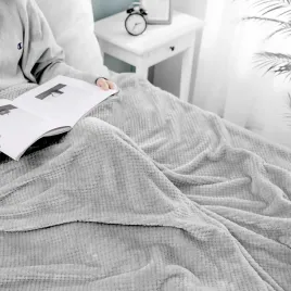 koc-zimowy-narzuta-flanelowy-bardzo-miekki-170-x-210-cm-jasnoszary-miulee