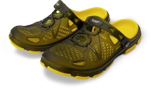 black-cat-cat-clogs-41