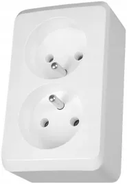 gniazdo-natynkowe-podwojne-z-uziemieniem-bialy-prima