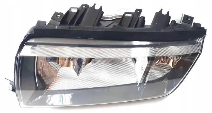 lampa-reflektor-skoda-fabia-basic-l-stan-nowy