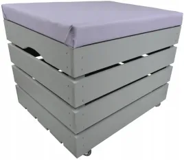 sosnowa-skrzynia-tapicerowana-z-siedziskiem-szara