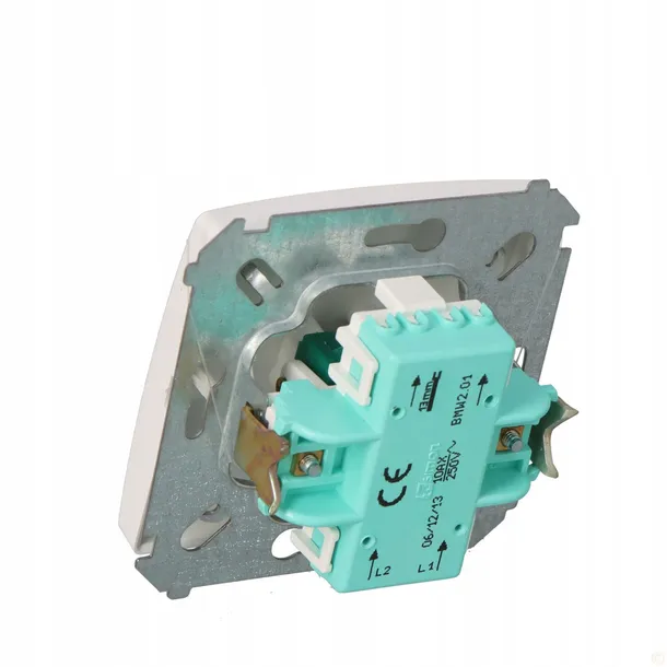 lacznik-dwubiegunowy-bmw2-01-11-basic-modul-bialy-liczba-klawiszy-pojedynczy