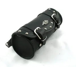 skorzany-piornik-walek-motocyklowy-z-orlem-i-napisem-suzuki