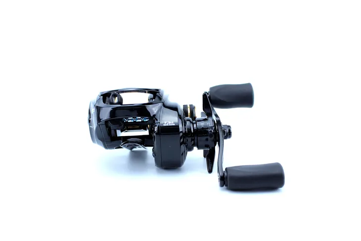 multiplikator-mistrall-rx-pro-baitcast-2000-6-1-bb-liczba-lozysk-oporowych-1
