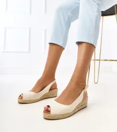 bezowe-sandaly-espadryle-na-koturnie-nevarez