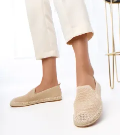 bezowe-espadryle-na-platformie-luna