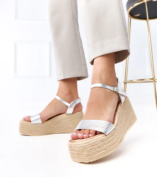 srebrne-sandaly-espadryle-na-platformie-solora-marka-bez-marki