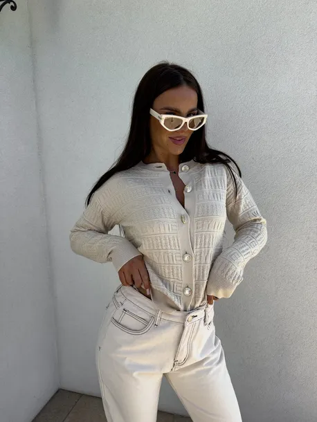 sweter-by-me-given-jasny-bez-rozmiar-uniwersalny