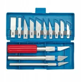 zestaw-nozykow-precyzyjnych-z-ostrzami