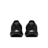 revolution-8-marka-nike