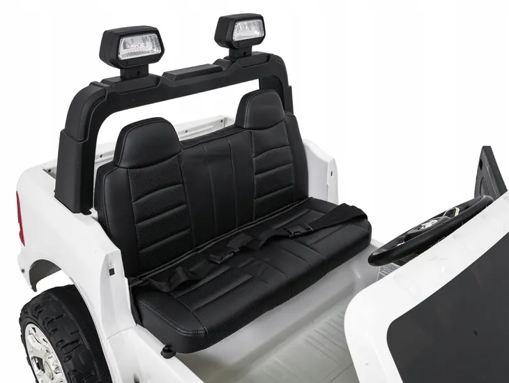 autko-na-akumulator-jeep-ram-3500-bialy-stan-nowy-maksymalne-obciazenie-50-kg
