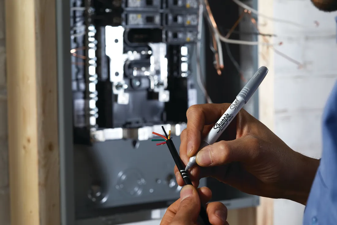 permanentny-marker-sharpie-metallic-srebrny