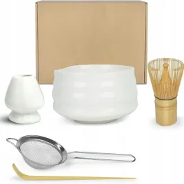 bambusowy-zestaw-prezentowy-do-herbaty-matchy-chashaku-trzepaczka-lyzka