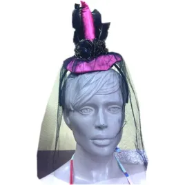 party-opaska-kapelusik-rozowa-z-czarna-woalka-i-piorami