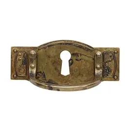 uchwyt-meblowy-100x43-mm-poziomy-z-otworem-na-klucz-mosiadz-patynowany-l-64