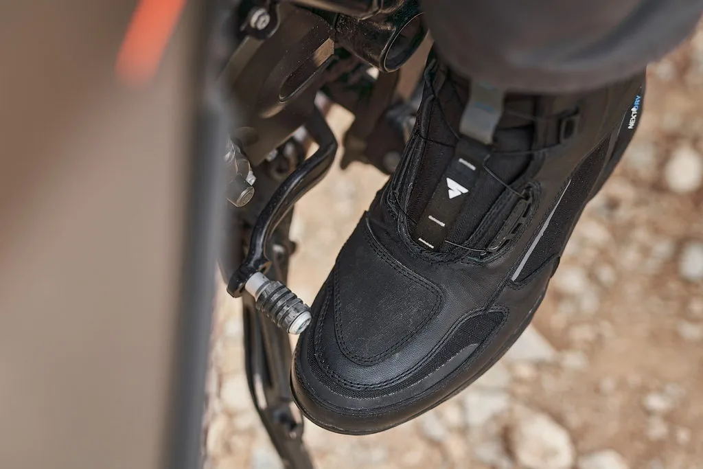 buty-motocyklowe-shima-strato-wp-44-stan-nowy