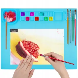 mata-malarska-z-uchwytem-na-pedzle-paleta-na-farby-i-miska-do-mycia-pedzla