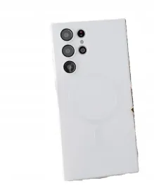 miekkie-silikonowe-etui-do-samsung-s24-ultra-kompatybilne-z-magsafe-biale