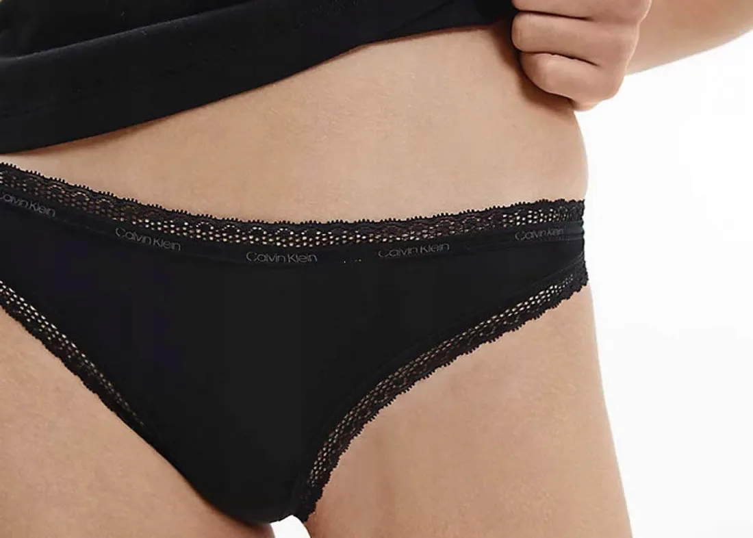 calvin-klein-stringi-000qd3763e-xs-thong