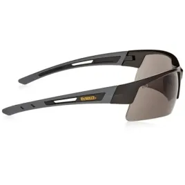 okulary-ochronne-crosscut-smoke-przyciemniane-dewalt-dpg100-2d