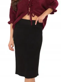 spodnica-dzianinowa-swetrowa-damska-midi-dopasowana