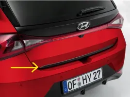 listwa-bagaznika-czarna-hyundai-i20-2021-