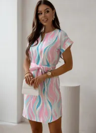 elegancka-sukienka-w-kolorowy-letni-wzor-82195b-rozowy