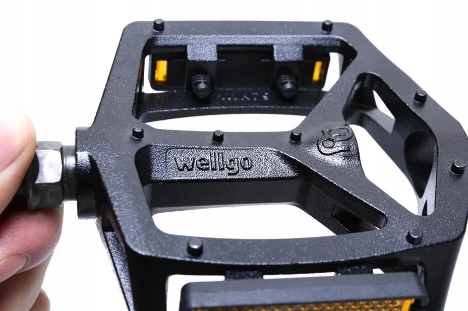 pedaly-platformowe-wellgo-b087-czarny