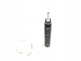 szczoteczka-oral-b-io-6n
