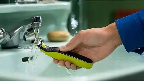 golarka-philips-one-blade-qp2724-30-model-one-blade-qp2724-30