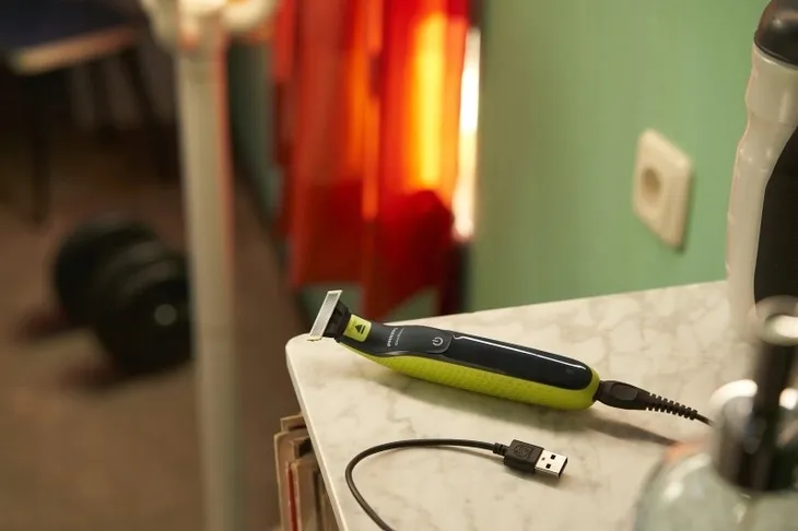 golarka-philips-one-blade-qp2724-30-typ-foliowa