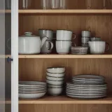 ikea-gladelig-talerzyk-szary-20-cm-marka-ikea