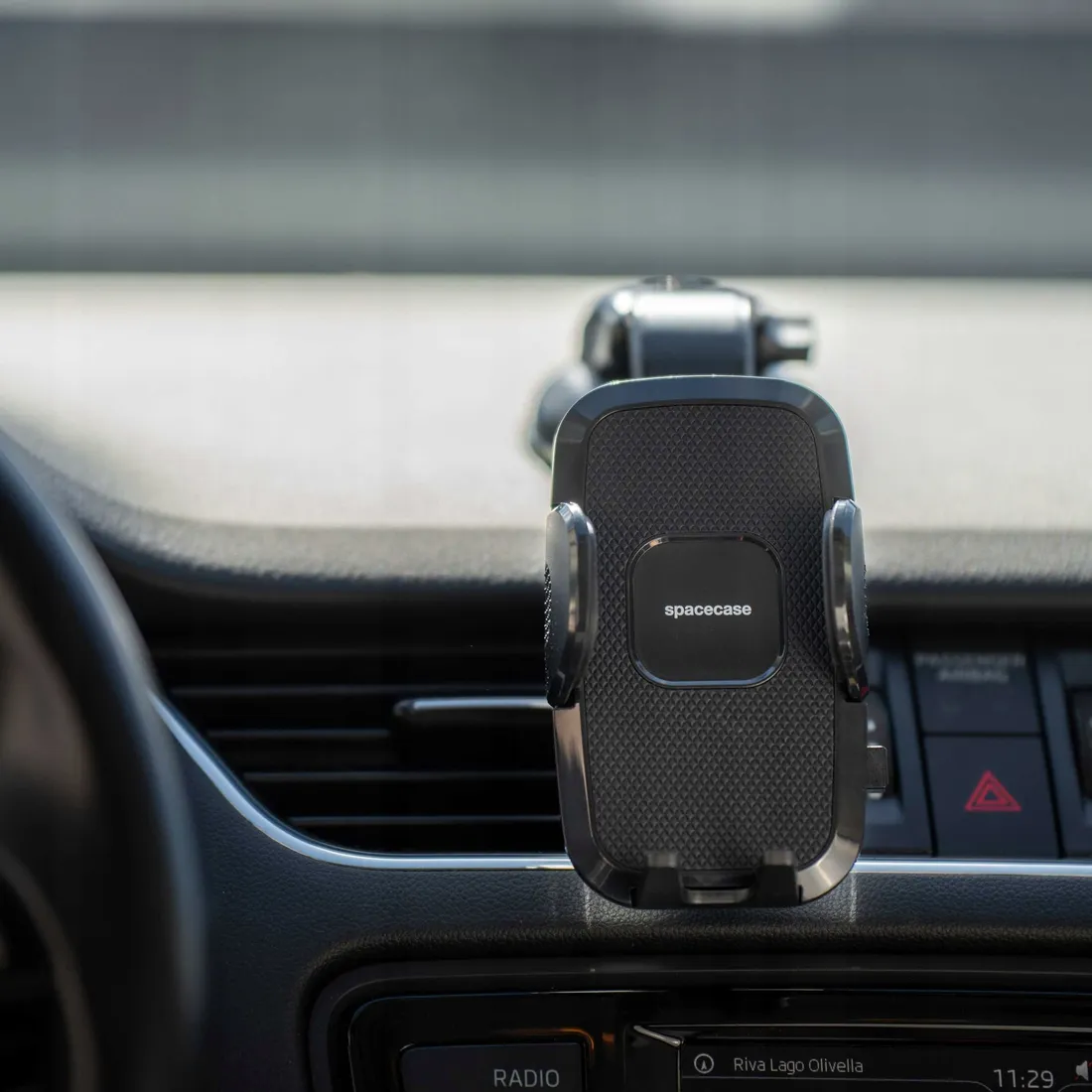 spacecase-car-holder-sc18-universal-dash-black