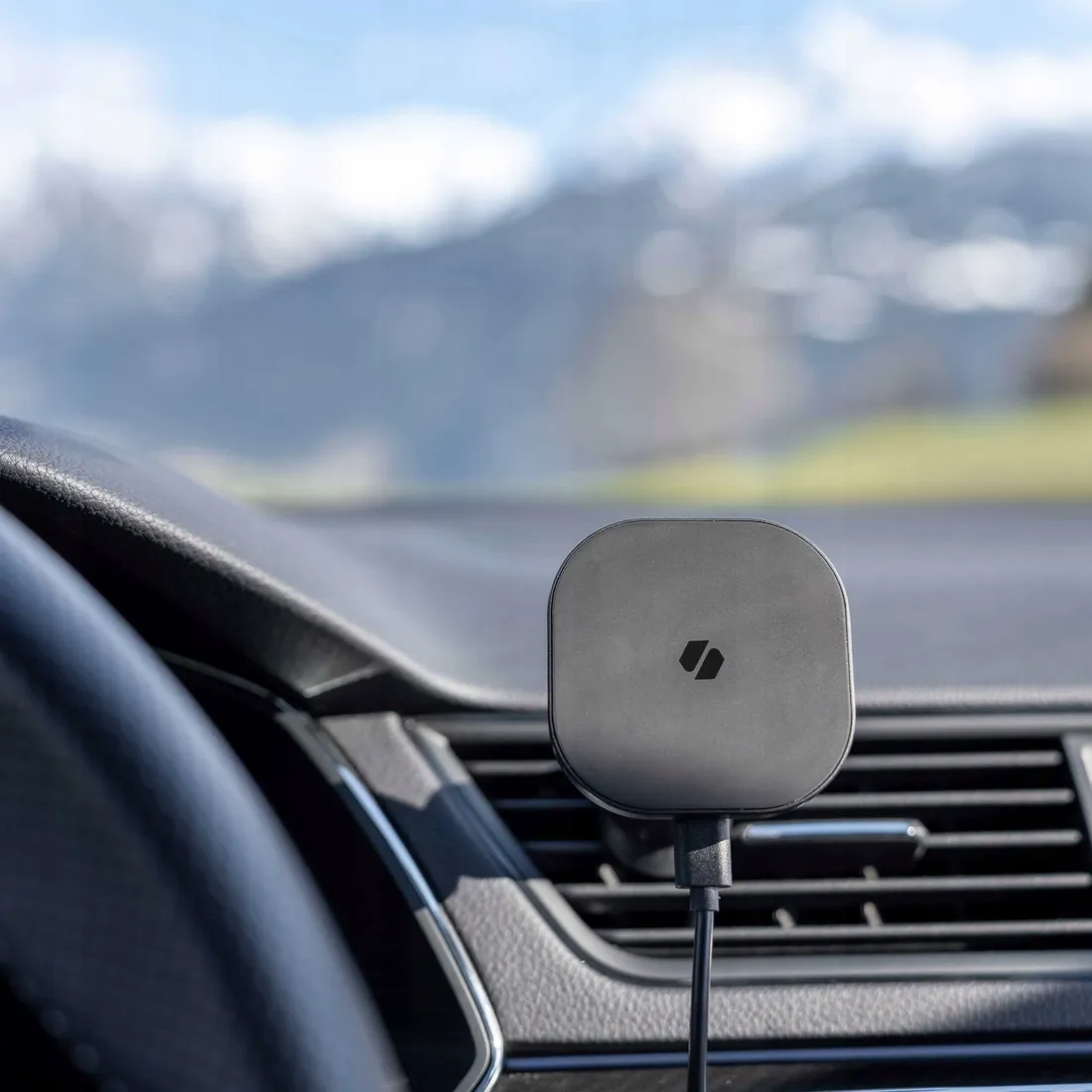spacecase-car-holder-air-vent-magcharge-wm10b
