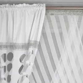 zestaw-firan-panel-2-zaslony-z-weluru-bialy-azur-koraliki-160x145-cm