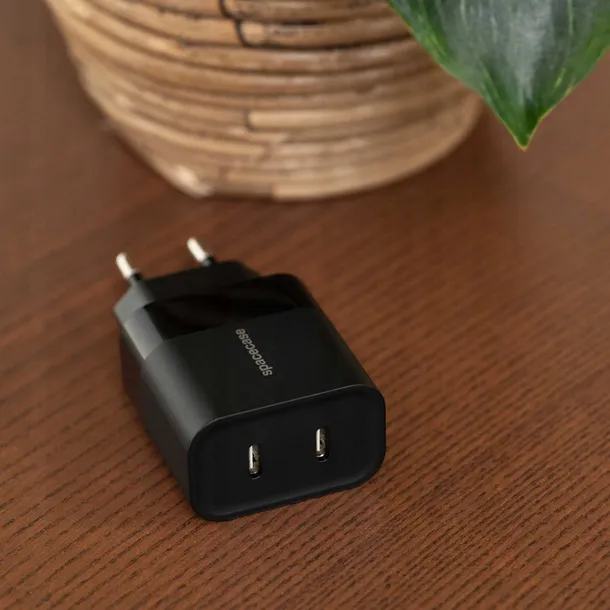 spacecase-usb-charger-20w-sc010b-black-zgodnosc-ze-standardem-quick-charge-1-0-quick-charge-2-0-quick-charge-3-0