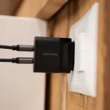 spacecase-usb-charger-20w-sc010b-black-zlacza-usb-typ-c
