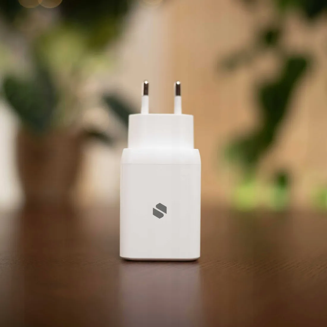 spacecase-usb-charger-45w-gan-sc007w-white