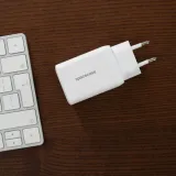 spacecase-usb-charger-65w-gan-sc009w-white-marka-spacecase