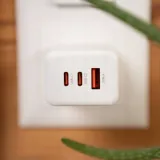 spacecase-usb-charger-65w-gan-sc009w-white-kolor-bialy