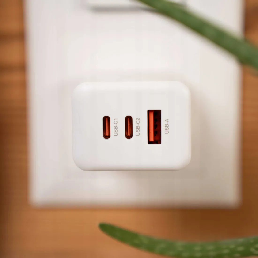 spacecase-usb-charger-65w-gan-sc009w-white-stan-nowy