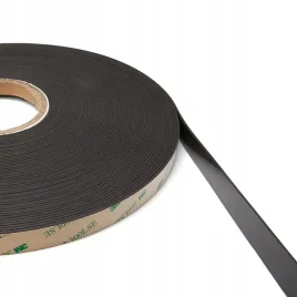 ferrytowa-tasma-magnetyczna-15x15-mm-z-klejem-marki-3m-300lse-1-metr