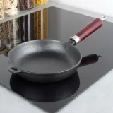 patelnia-zeliwna-cast-line-20-cm-stan-nowy