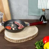 patelnia-zeliwna-cast-line-20-cm-stan-opakowania-oryginalne