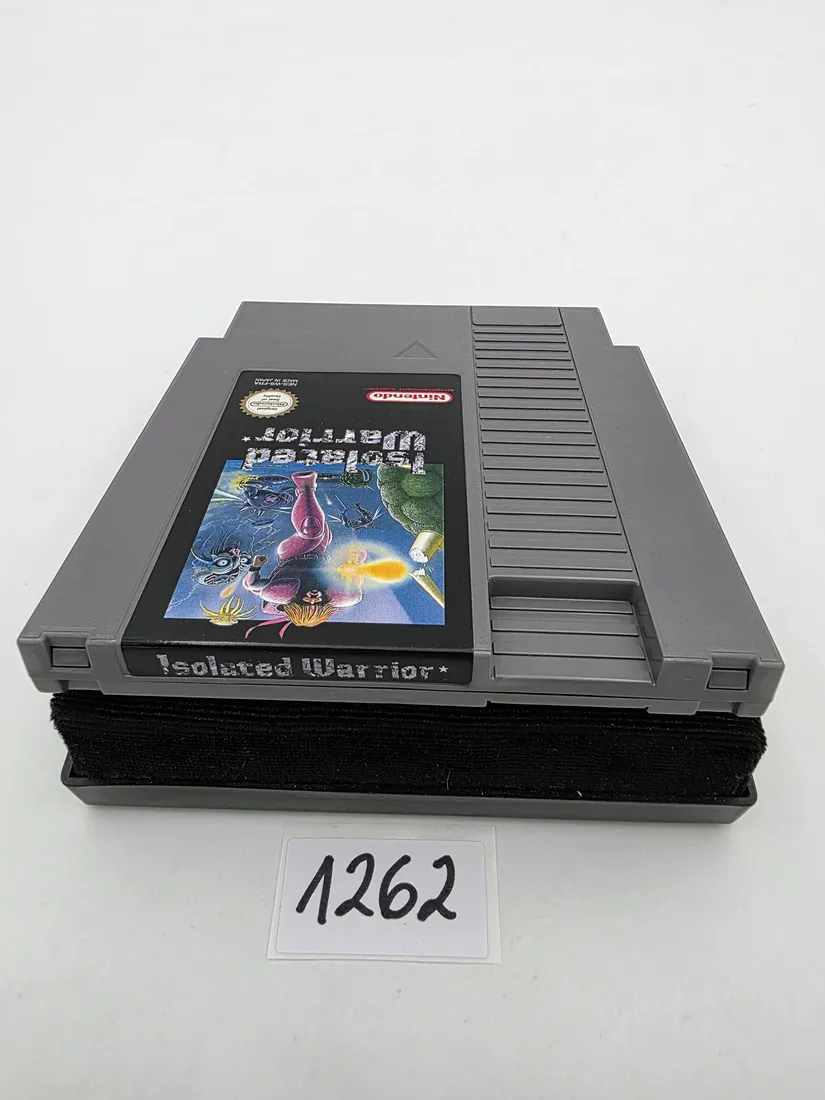 nintendo-nes-isolated-warrior-oryginal