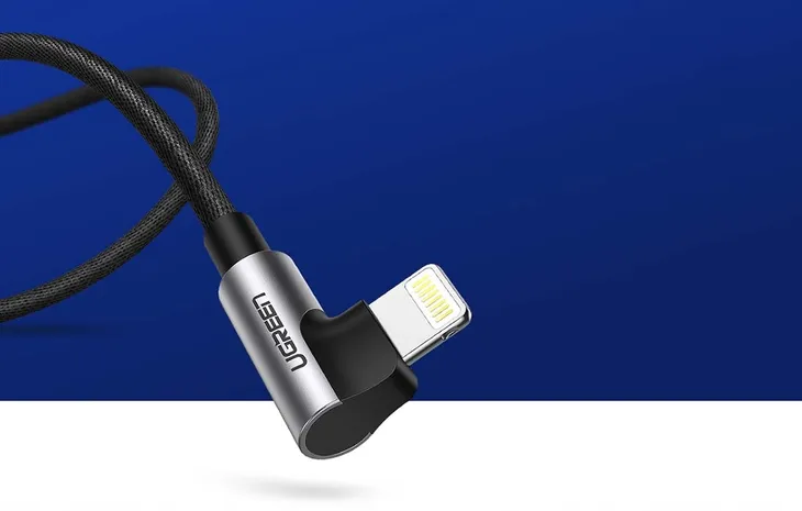 kabel-ugreen-usb-apple-lightning-1-m-czarny-konstrukcja-oplot