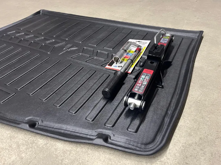 mata-do-bagaznika-3d-do-cupra-formentor-2020-stan-nowy-liczba-elementow-1