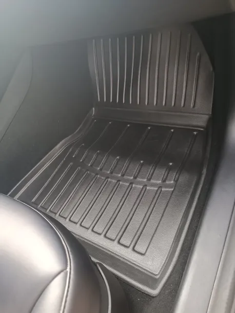dywaniki-gumowe-3d-do-tesla-model-3-2017-producent-stingray