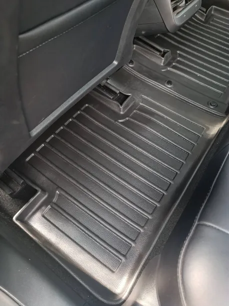 dywaniki-gumowe-3d-do-tesla-model-3-2017-informacje-dodatkowe-bezzapachowe-korytkowe-mocowania-w-zestawie-z-oslona-tunelu